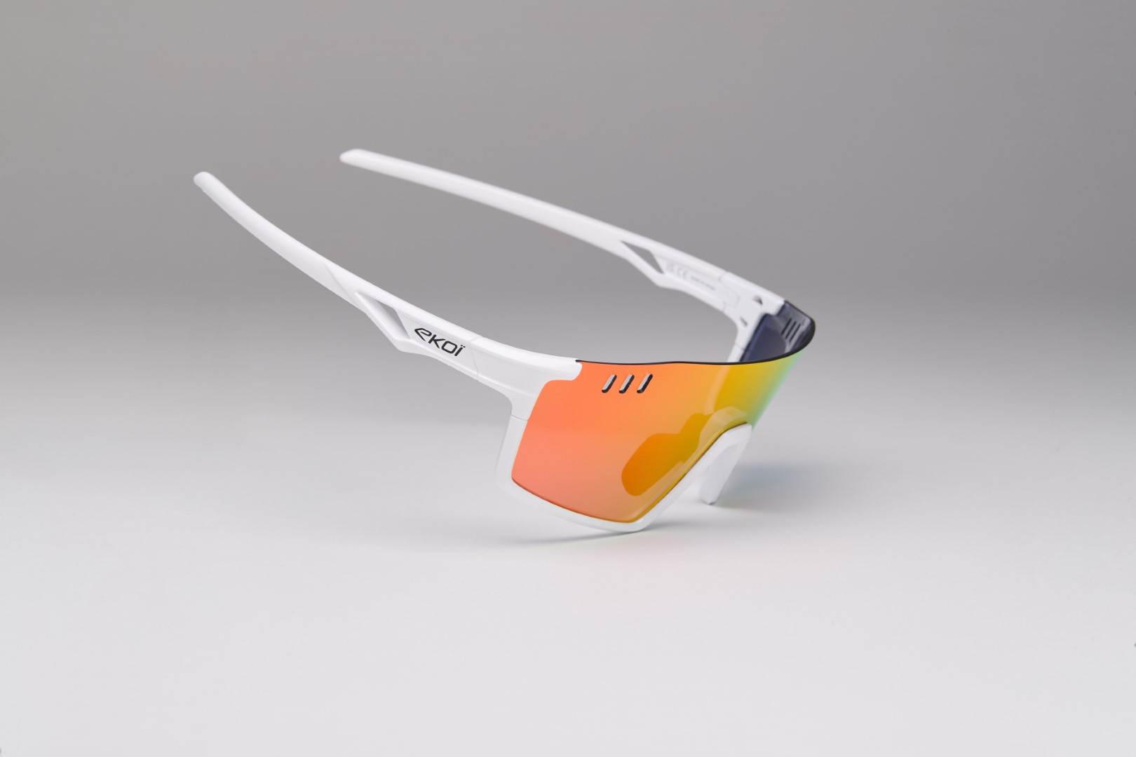 bike_suscripcion_6_gafas_ekoi_visionblancorevorojo